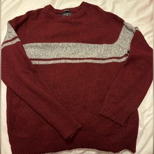American Eagle Size L Winter Sweater
